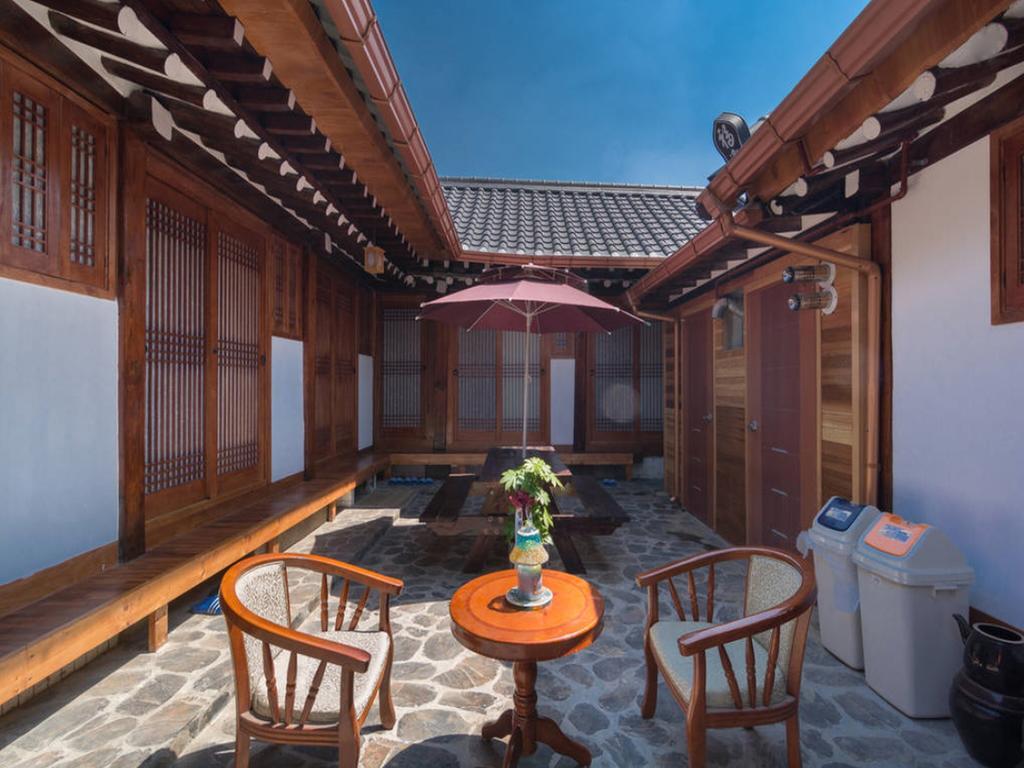 Bibimbap Hanok Guesthouse Insadong Сеул Номер фото